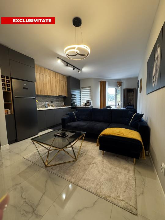 Apartament de 3 camere, 64 mp, mobilat/utilat, parcare,Zona Sub Cetate