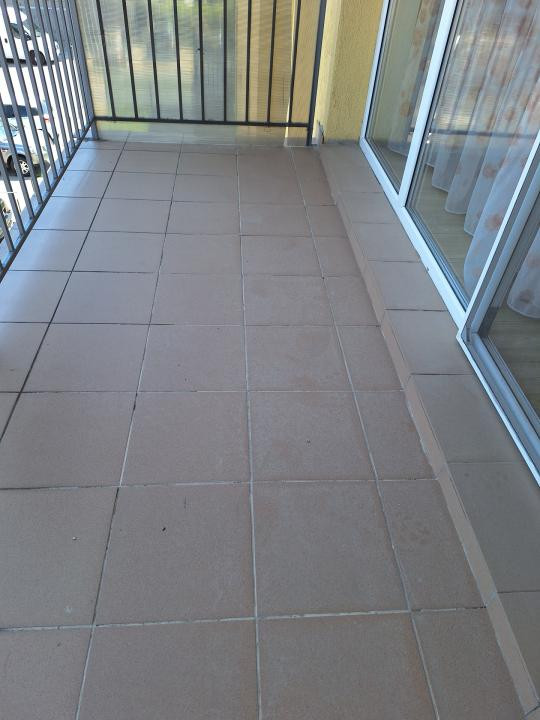 Apartament cu 2 camere, 52 mp, parcare, zona Porii