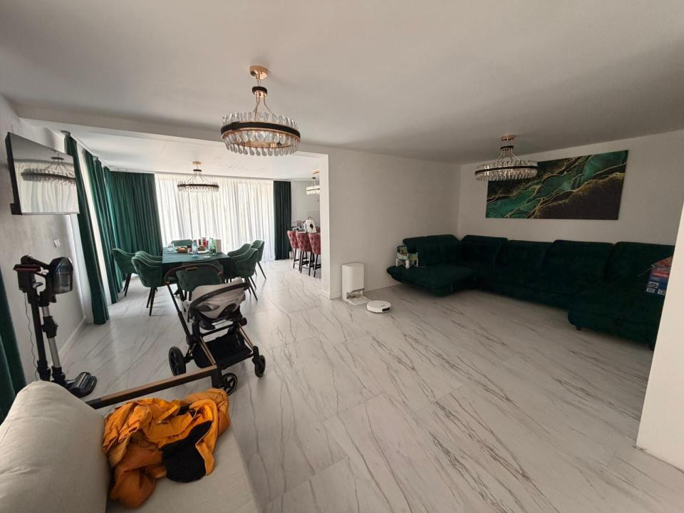 Casa individuala de inchiriat, 4 dormitoare, Oradea 