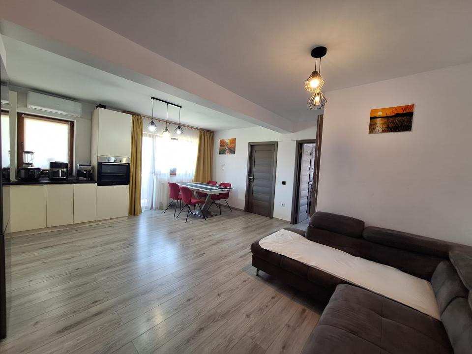 Apartament cu 3 camere, 66,29 mp, parcare, boxa, zona Parcului Poligon