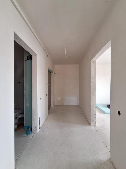 Apartament semifinisat cu CF, bloc nou, zona Eroilor