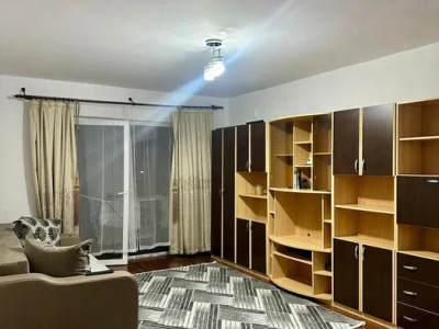 Apartament cu o camera, 41 mp, parcare, zona Florilor
