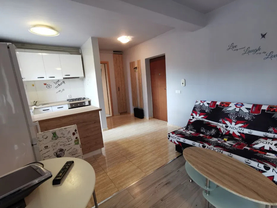 Apartament cu o camera, 37 mp, parcare, langa VIVO