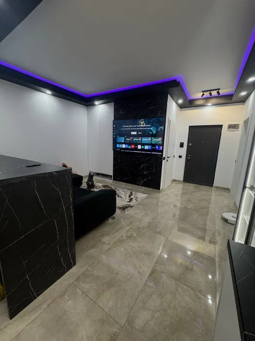 Apartament cu 2 camere, 52 mp, balcon, zona Razoare
