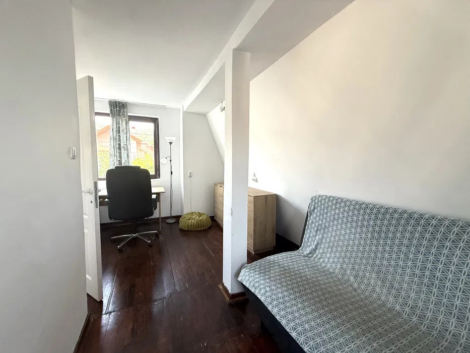 Casa idividuala , 102 mp utili , zona Sub Cetate