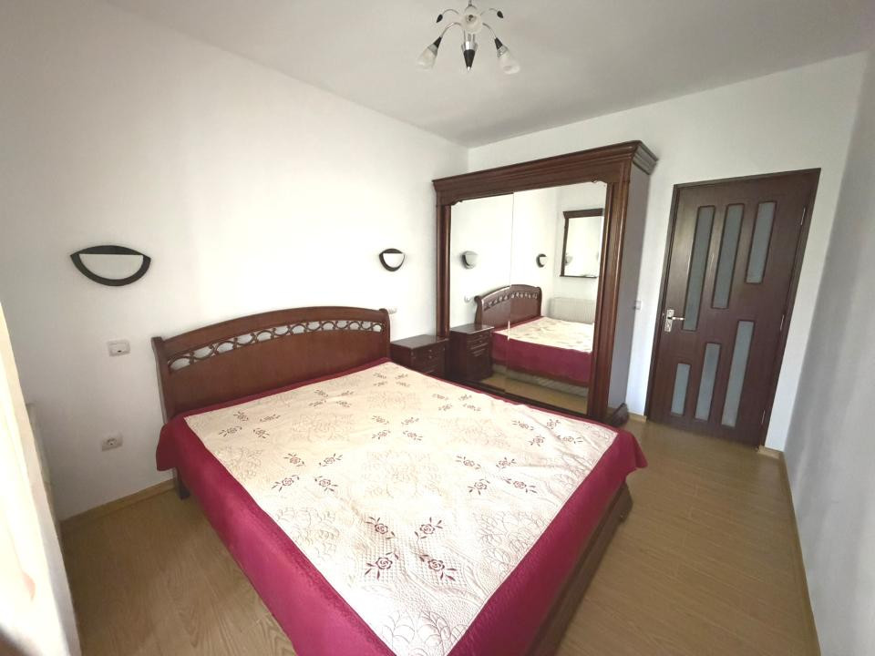Apartament cu 2 camere, 52 mp, parcare, etajul 1, zona Eroilor