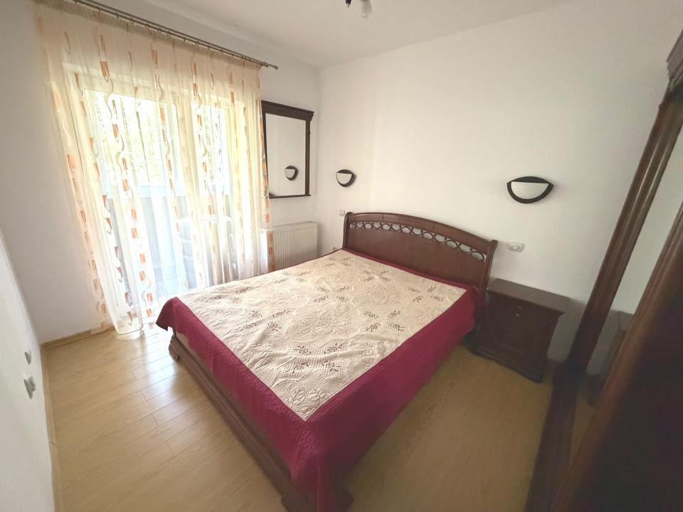 Apartament cu 2 camere, 52 mp, parcare, etajul 1, zona Eroilor