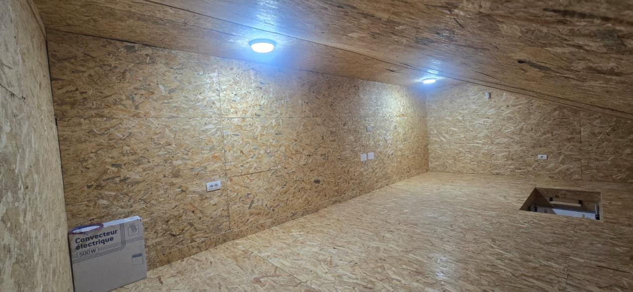 Apartament de 40 mp utili,parcare inclusa+pod  de 21 mp
