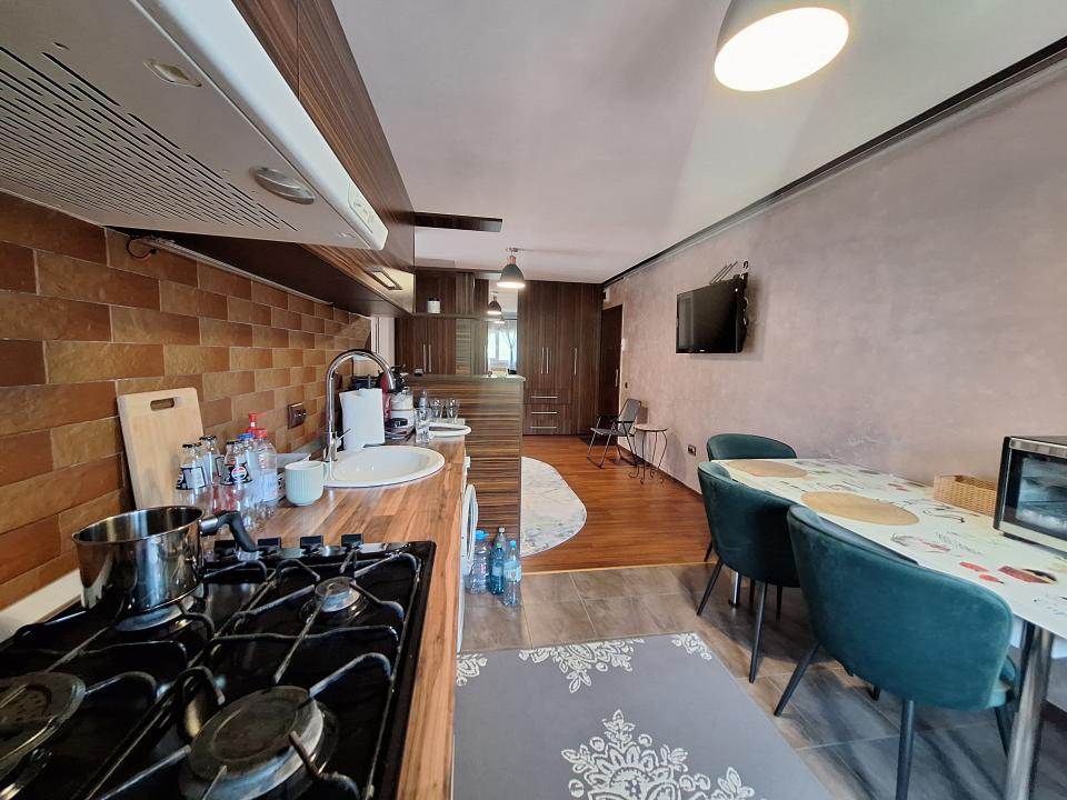 Apartament cu 2 camere, 36 mp, balcon, zona Cetatii