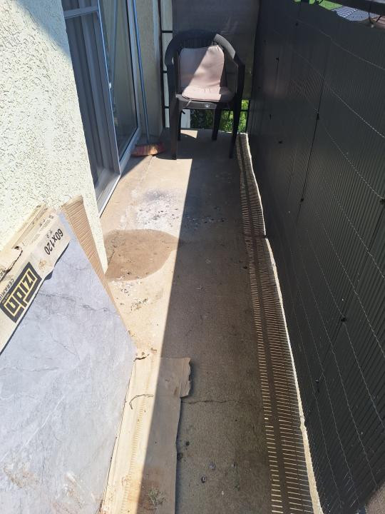 Apartament cu 2 camere, 36 mp, balcon, zona Cetatii