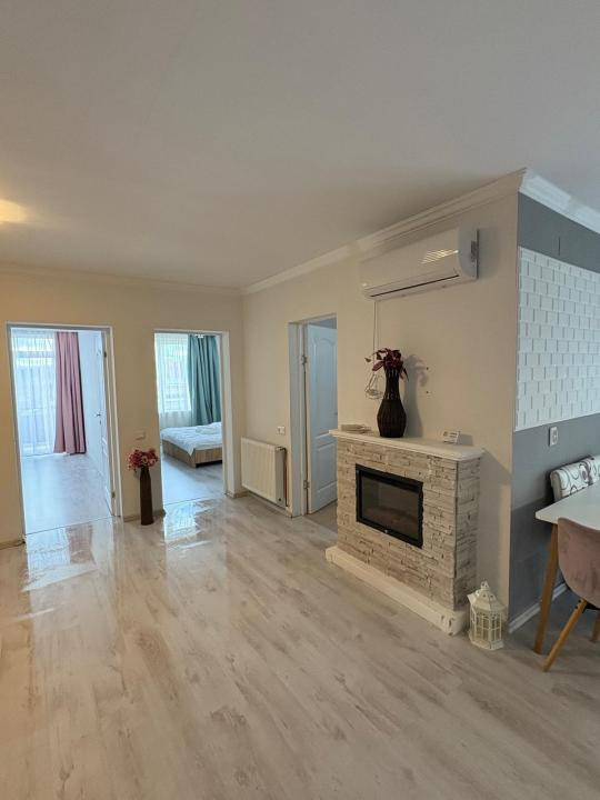 Apartament cu 3 camere,2 balcoane,parcare,zona Tineretului