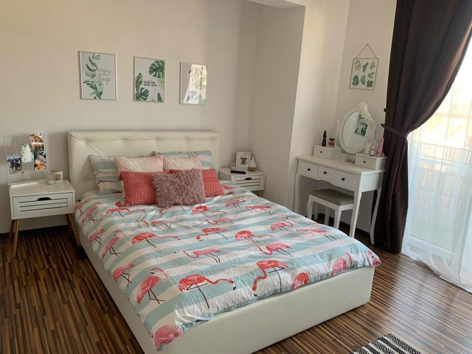 Apartament cu 3 camere, 59 mp, 2 balcoane, zona Florilor
