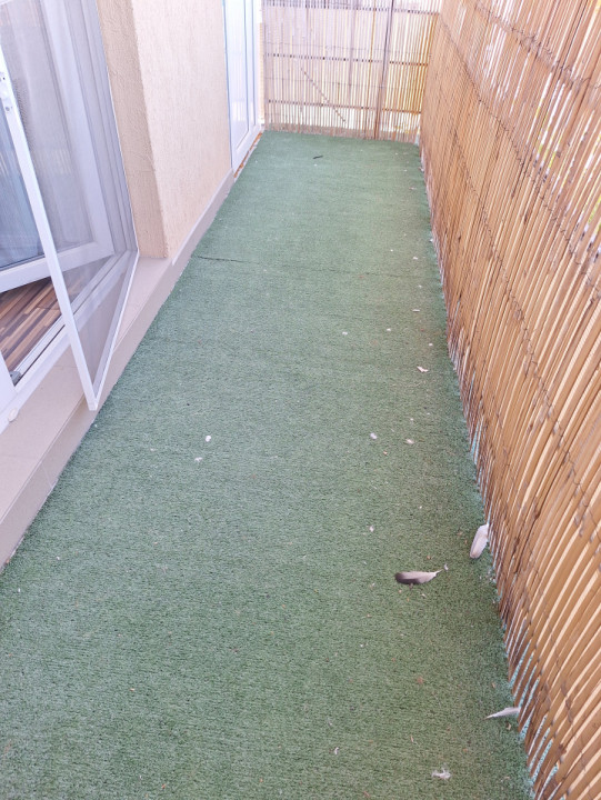 Apartament cu 3 camere, 59 mp, 2 balcoane, zona Florilor