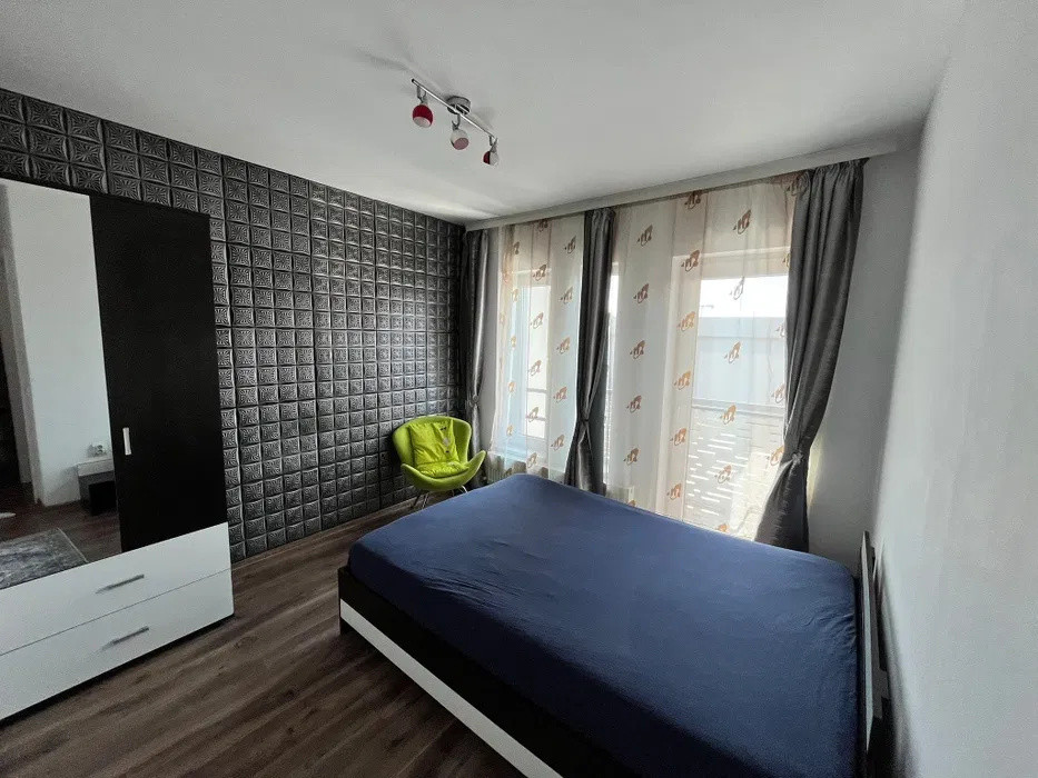 Casă tip duplex, 5 camere, garaj, curte, PETFRIENDLY, zona Auchan Iris