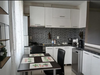 Apartment cu 2 camere,52 mp utili , parcare inclusa, etaj intermediar 