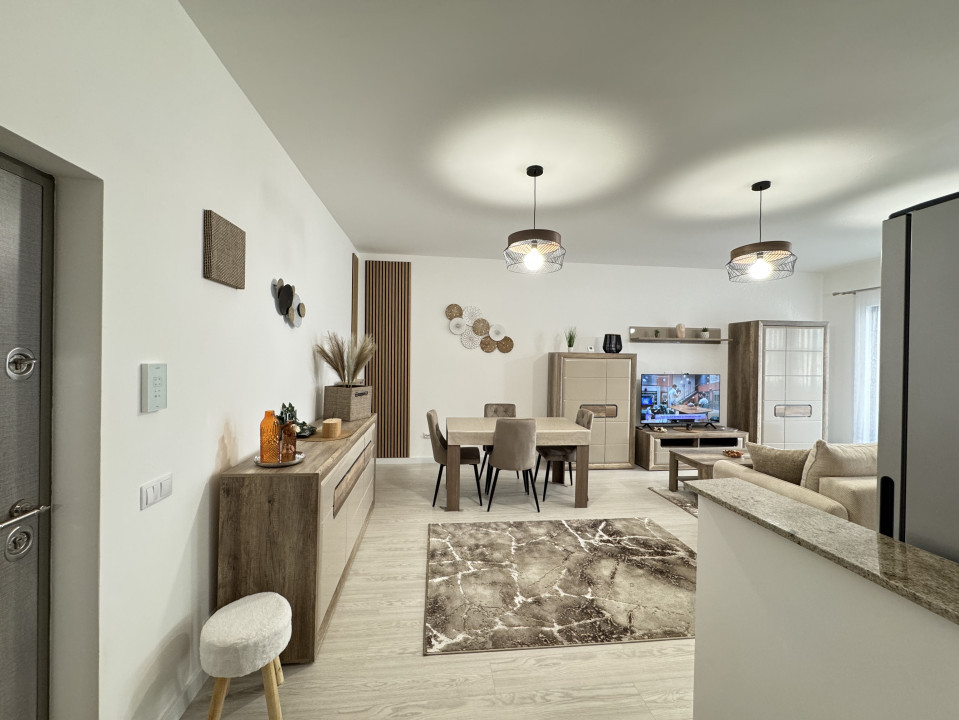De Inchiriat!Apartament Ultramodern, 2 camere, Complet Utilat, Eroilor