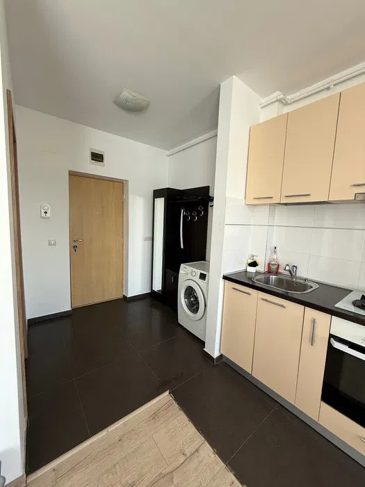 Apartament cu 2 camere, 50 mp, balcon, zona Stadionului 