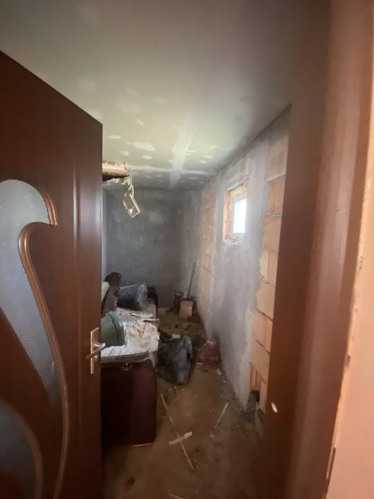 Casa de vanzare , Deal Apahida , 300 mp teren 