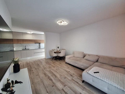 Apartament cu 3 camere, 2 bai, 65 mp, zona Eroilor 
