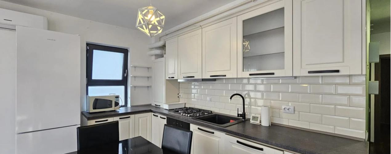 Apartament cu 3 camere, 64 mp, parcare, zona Donath Park