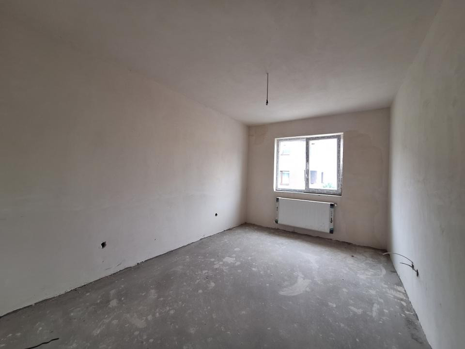 Apartament semifinisat cu CF, 69,63 mp, 2 bai, 2 balcoane, zona Terra
