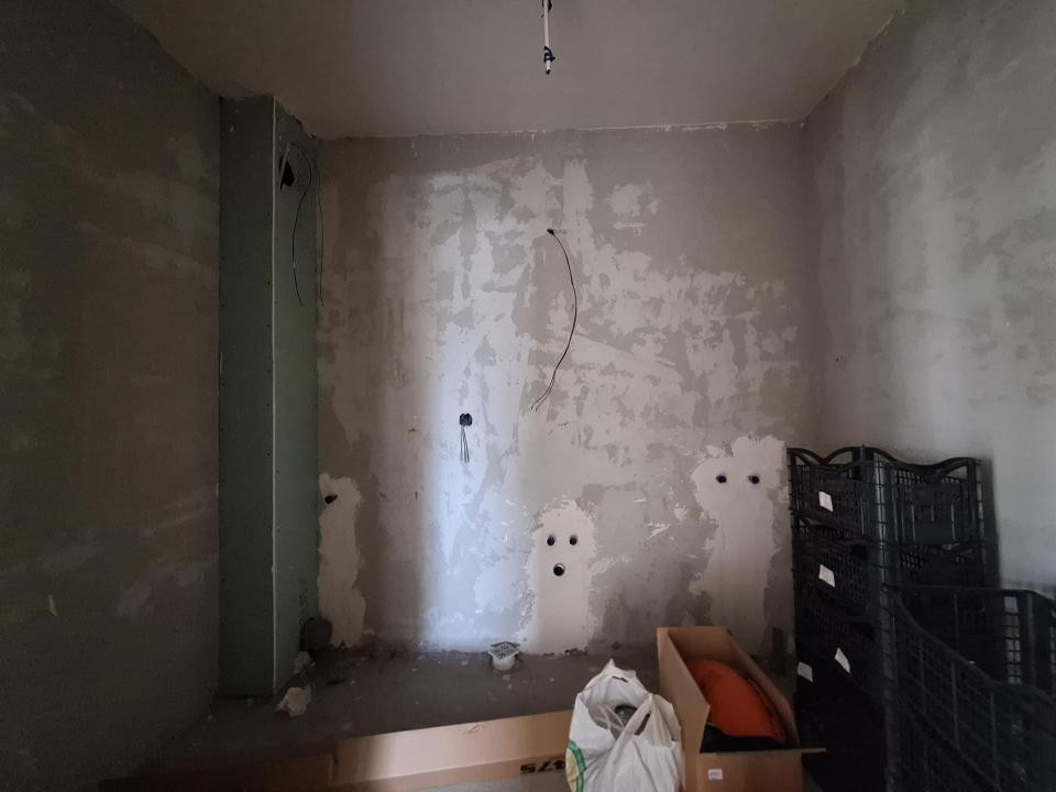 Apartament semifinisat cu CF, 69,63 mp, 2 bai, 2 balcoane, zona Terra
