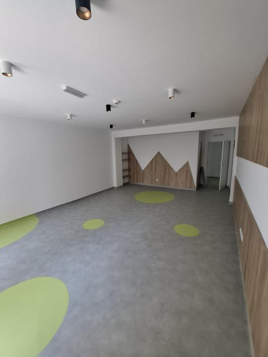 Clădire premium 600 mp, ideal gradinita sau activități mixte, in Dambul Rotund