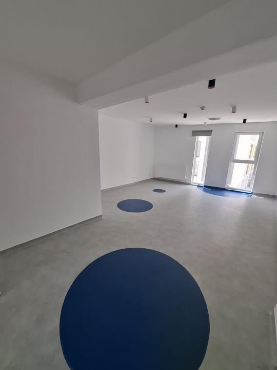 Clădire premium 600 mp, ideal gradinita sau activități mixte, in Dambul Rotund