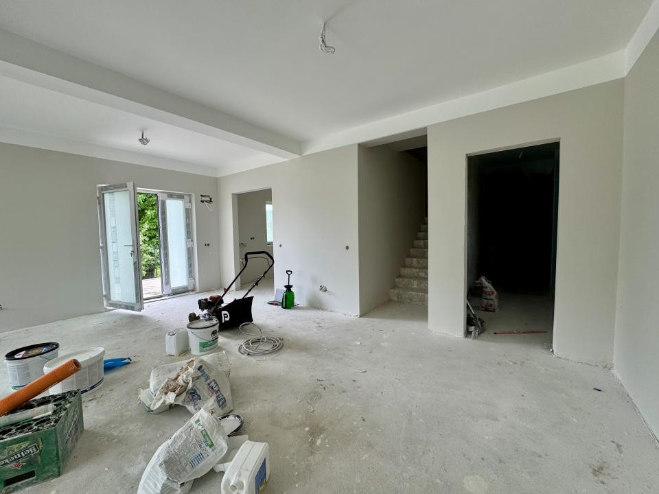 Casa tip duplex, 4 camere, 143 mp, zona Chinteni