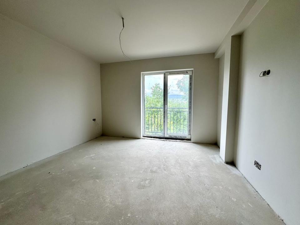 Casa tip duplex, 4 camere, 143 mp, zona Chinteni