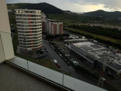 Apartament de 3 camere, 77 mp, zona BMW 