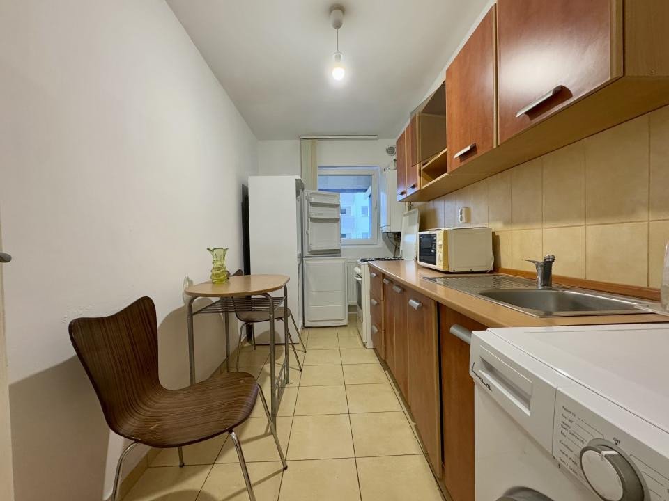 Apartament 1 camera, 40 mp, etajul 1, balcon, zona Calea Turzii
