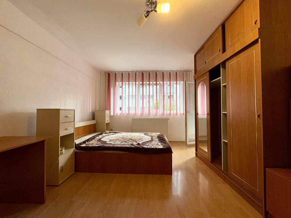 Apartament 1 camera, 40 mp, etajul 1, balcon, zona Calea Turzii