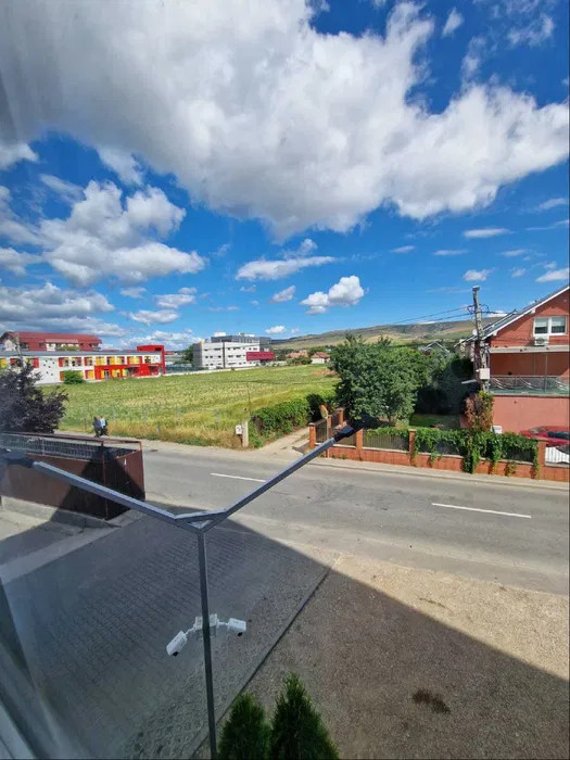 Apartament de 3 camere, 70 mp , Floresti -Cluj ,  U N T O L D 