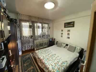 Apartament De Vanzare , 42 mp utili, Zona Liceul Dumitru Tautan 