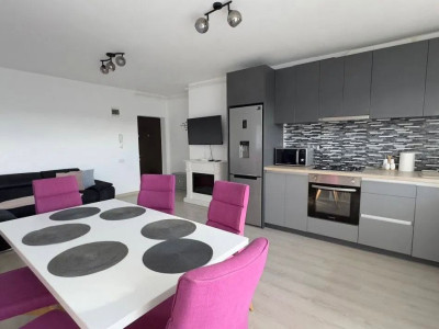 Apartament cu 3 camere, 60 mp, 2 balcoane, zona Tineretului