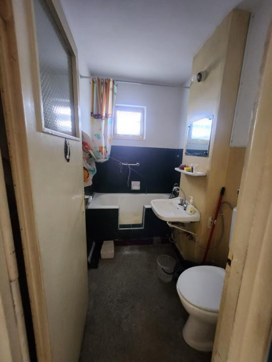 Apartament cu 2 camere, 46 mp, Zona Interservisan