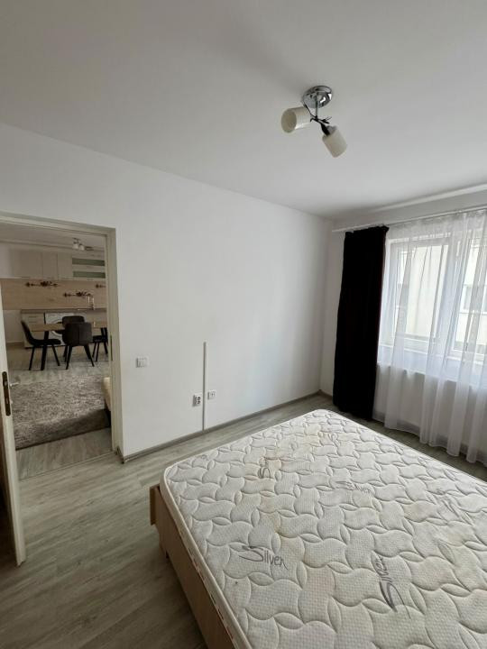 Apartament cu 2 camere , etaj 1, parcare , zona Terra