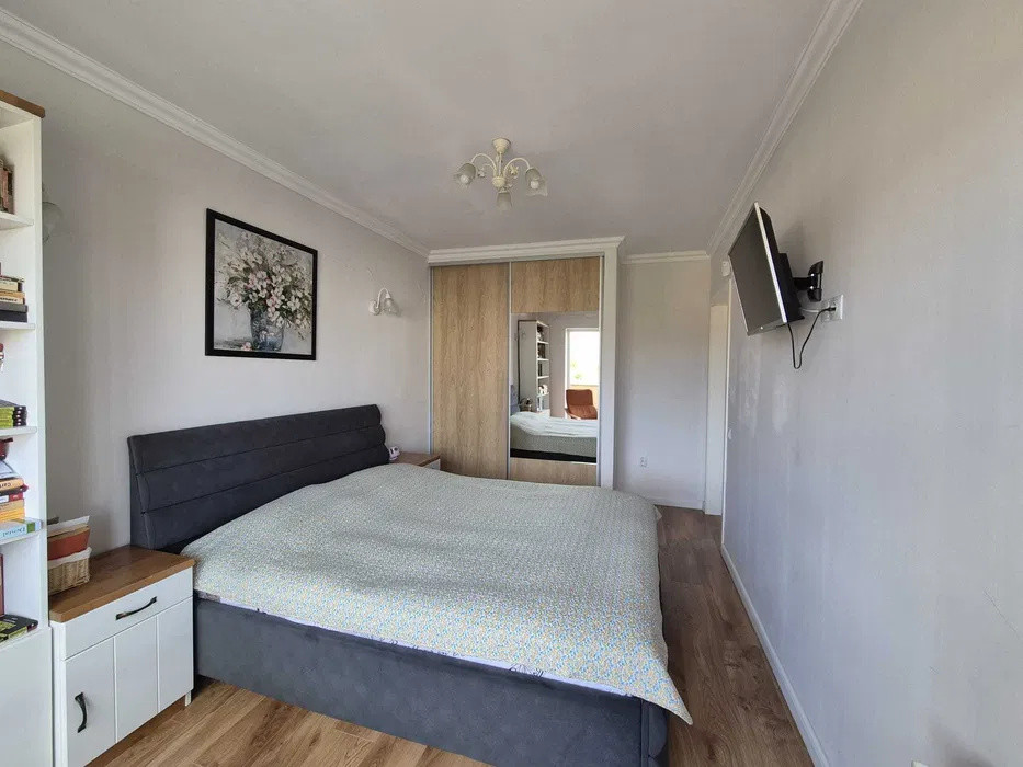 Apartament cu 2 camere, etajul 1, parcare, zona Cetatii