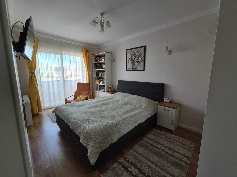 Apartament cu 2 camere, etajul 1, parcare, zona Cetatii