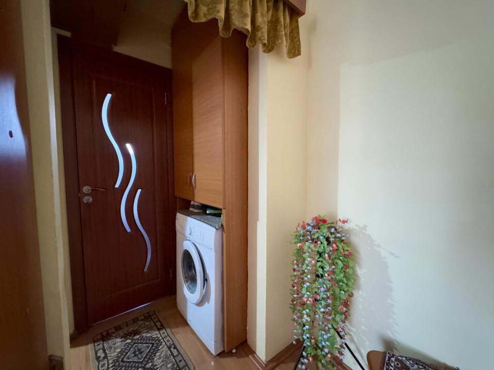 Investiție! Apartament 2 camere, etaj intermediar, zona Academiei de Muzică