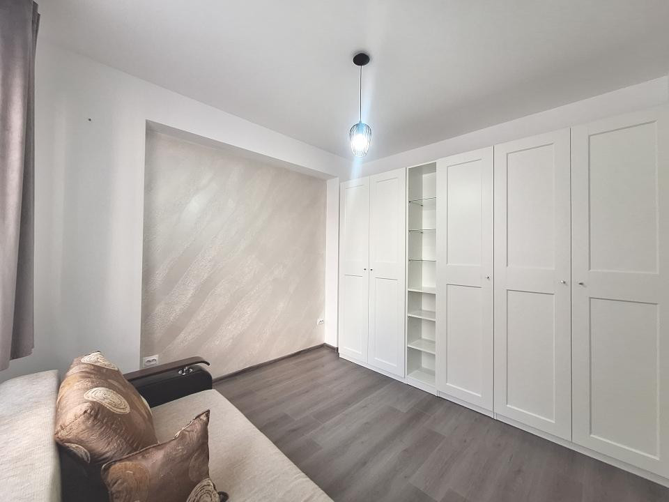 Apartament cu 2 camere, bloc nou, 45 mp, parcare, zona Cetatii 