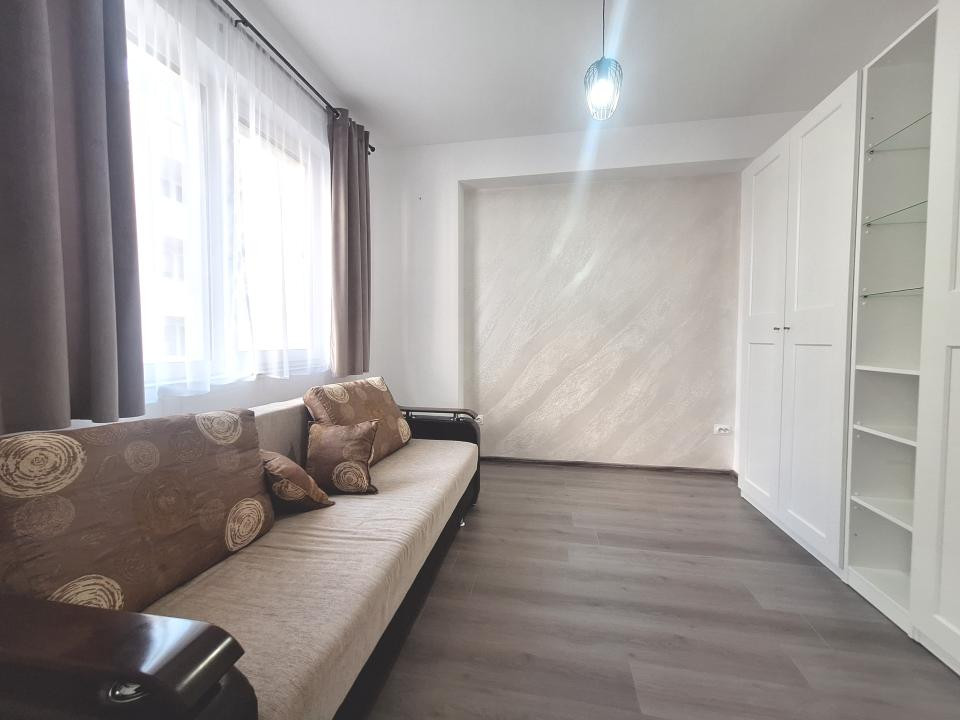 Apartament cu 2 camere, bloc nou, 45 mp, parcare, zona Cetatii 
