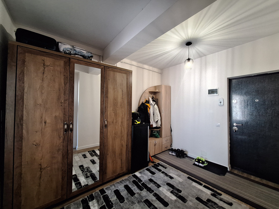 Apartament cu 2 camere, 39 mp, etaj intermediar, zona Terra