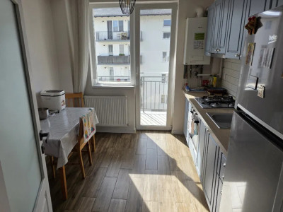 Apartament cu 2 camere, 39 mp, etaj intermediar, zona Terra