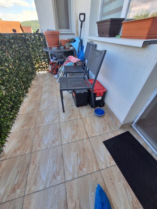 Apartament cu 3 camere, 56 mp, balcon, zona Tineretului