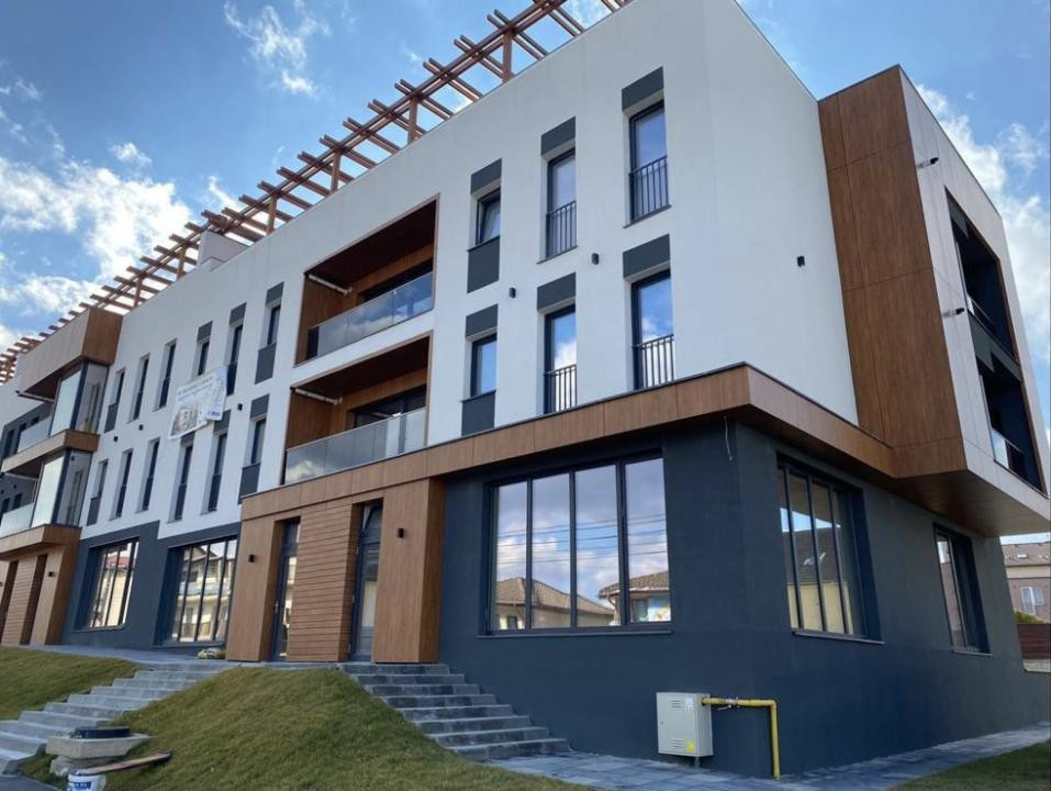 Penthouse - 143 mp utili - 4 camere - 2 bai - zona Buna Ziua!