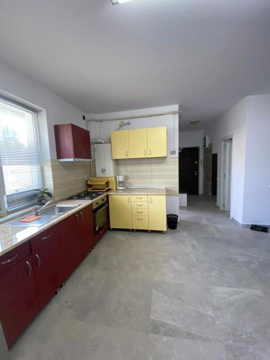 Apartament 3 camere, 2 bai, parcare, zona Lombului, Dâmbul Rotund