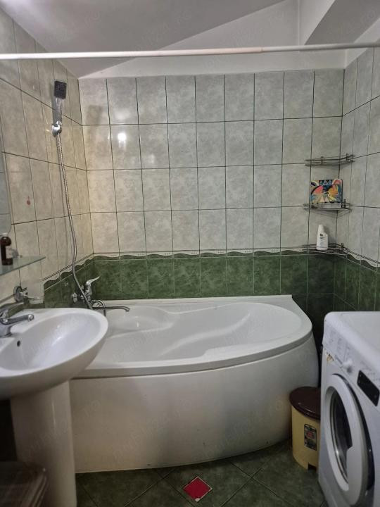 Apartament cu 3 camere, 64,70 mp, parcare, zona LIDL