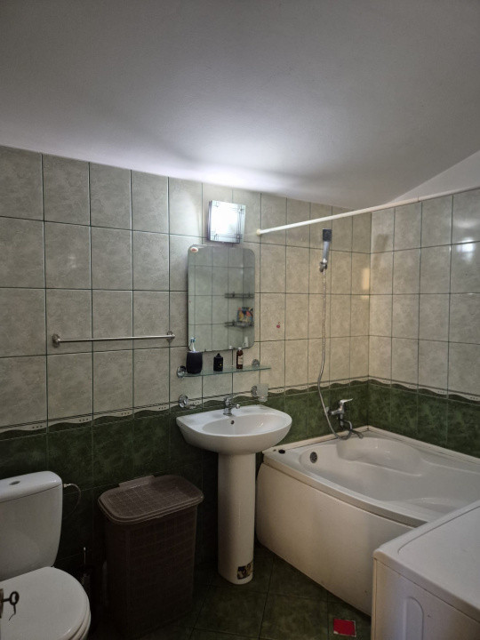 Apartament cu 3 camere, 64,70 mp, parcare, zona LIDL